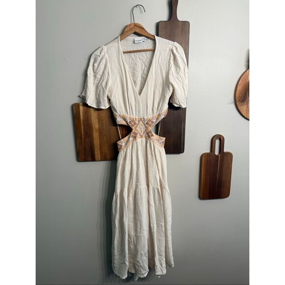 Desigual White Crepe Embroidered Cutout Waist V-neck Midi Dress Small - Picture 1 of 6